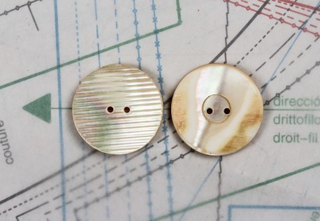 bouton en nacre