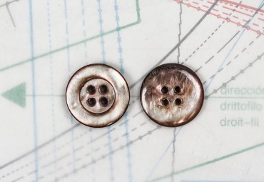 bouton en nacre