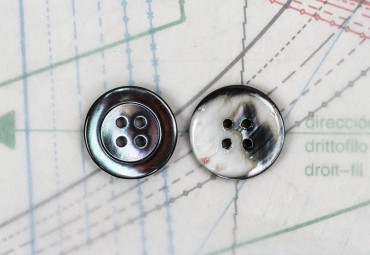 bouton en nacre