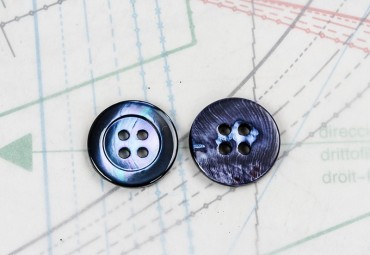 bouton en nacre