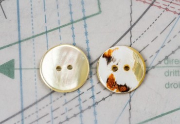 bouton en nacre