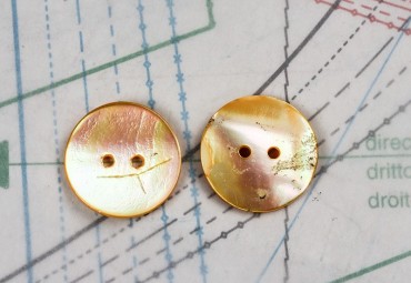 bouton en nacre