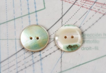 bouton en nacre, 1 lot 7 pièces
