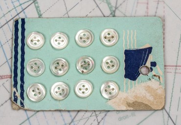 bouton en nacre, 1 plaque 12 boutons