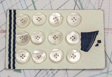 bouton en nacre, 1 plaque 12 boutons