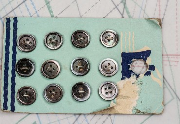 bouton en nacre, 1 plaque 12 boutons