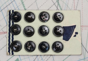 bouton en nacre, 1 plaque 12 boutons