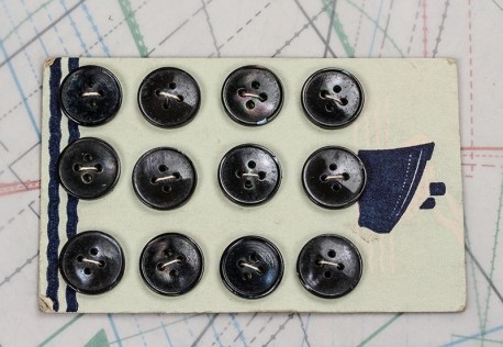 bouton en nacre, 1 plaque 12 boutons