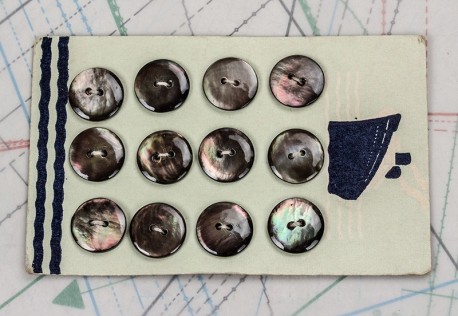 bouton en nacre, 1 plaque 12 boutons