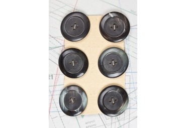 bouton en corne noire, 4 trous, 1 plaque de 6 boutons