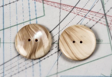 bouton en nacre, 1 lot 2 pièces