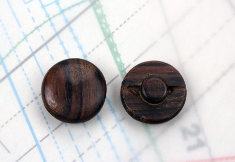 bouton en bois