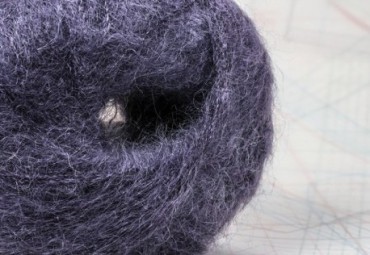 fil à tricoter en fibres de chèvre kid mohair et mouton mérinos