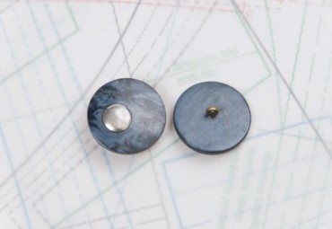 bouton en plastique couture