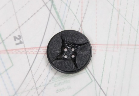 bouton en plastique couture