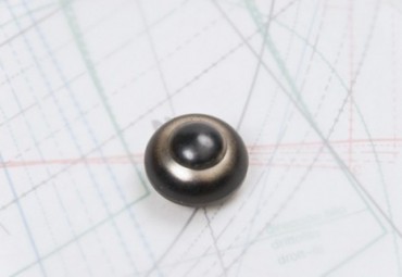 bouton en plastique couture