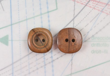 bouton en bois