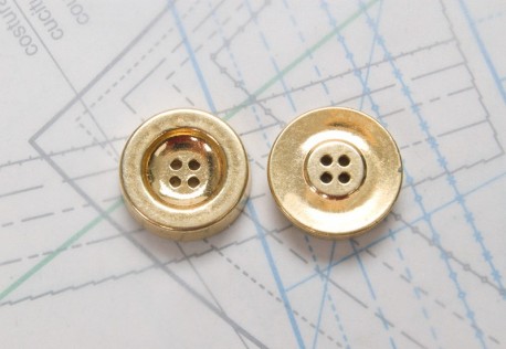 Bouton en métal doré moulé  4 trous