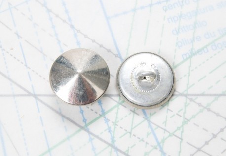 Bouton en métal argenté estampé boucle oméga